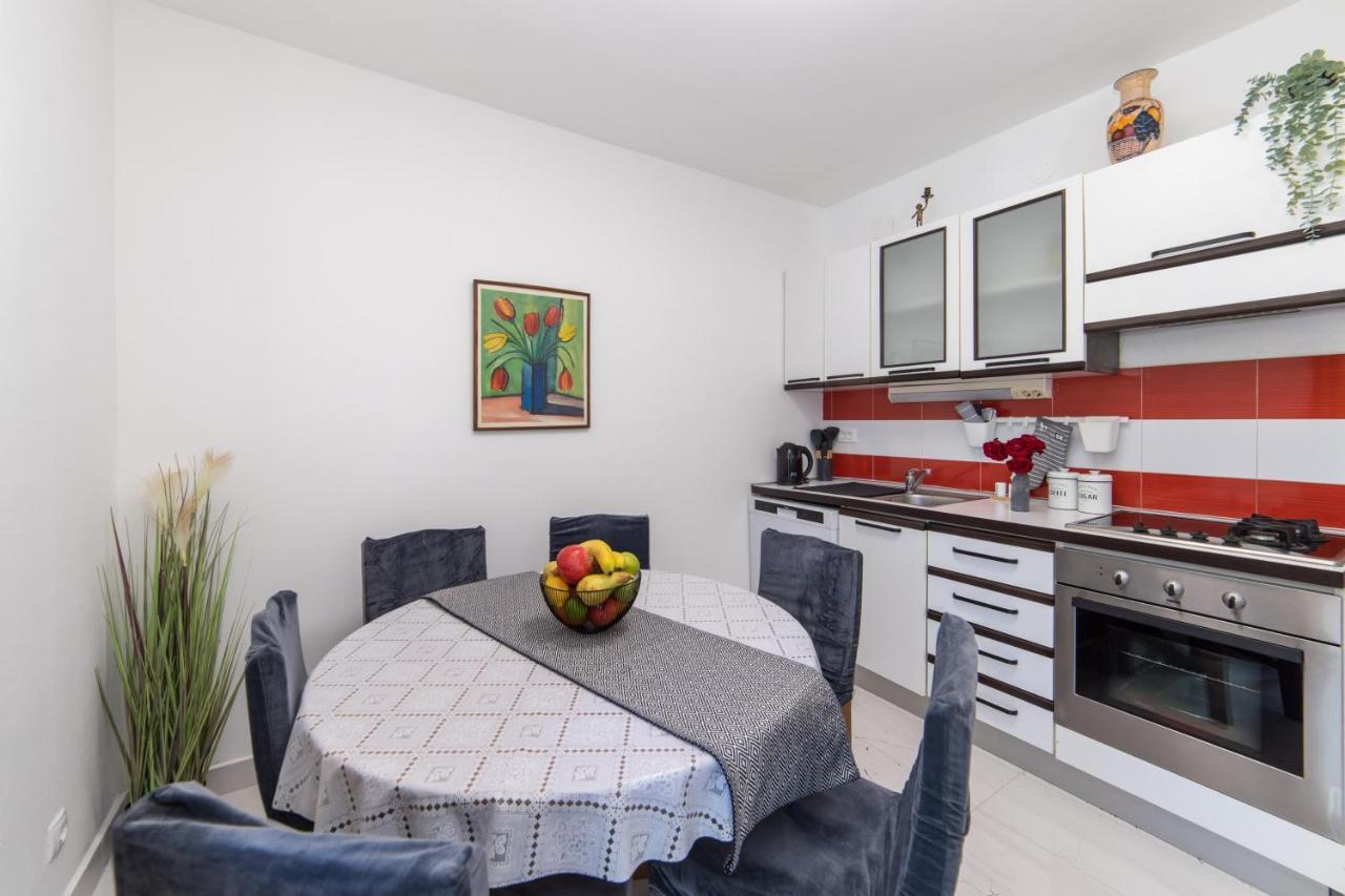 Apartman Porto โพลเช ภายนอก รูปภาพ